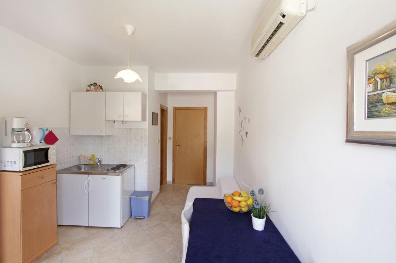 Apartament Nine *