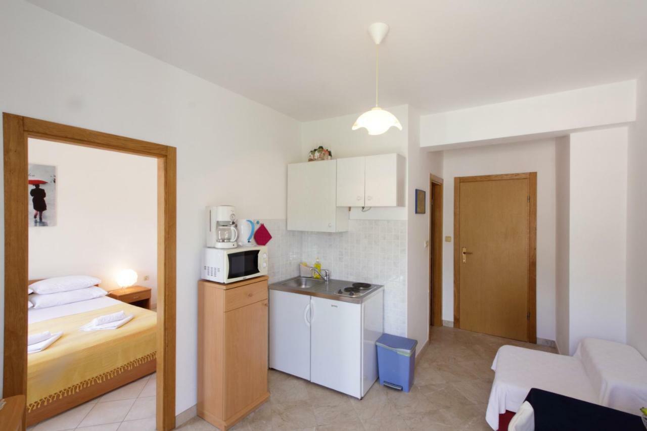 Apartment Nine